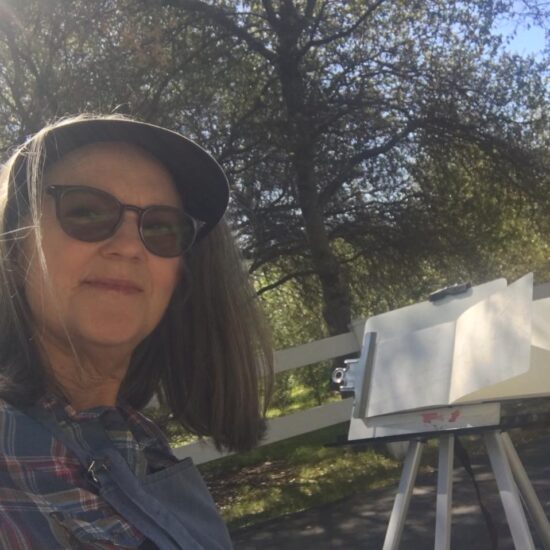 Artist Teresa Sharp painting plein-air.